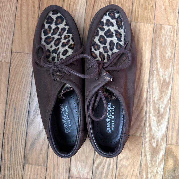 Gravitypope Brown Leather Shoes with Leopard Print - Picture 2 of 4